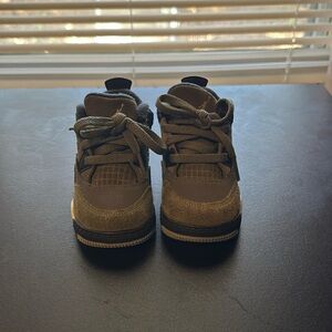 5C Jordans
Olive Green, White, and Black